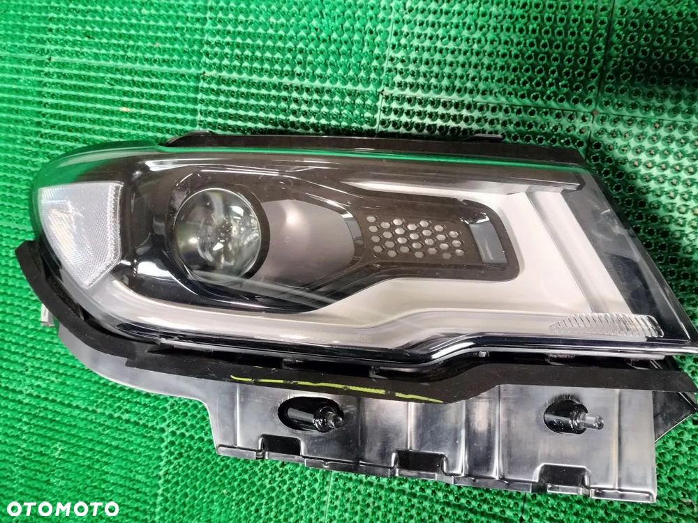 JEEP COMPASS 17-20r Lampa Przód Prawa Lewa - 9