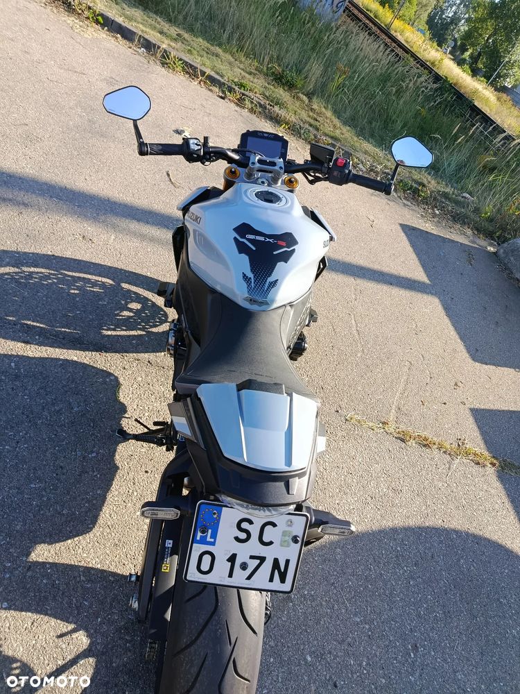 Suzuki GSX 1000 - 9