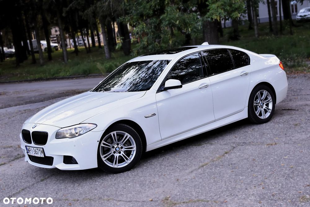 BMW Seria 5 528i xDrive Sport-Aut - 2