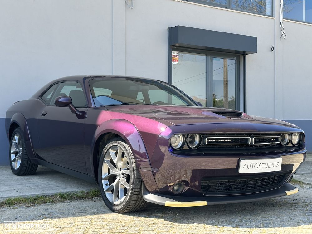 Dodge Challenger - 4