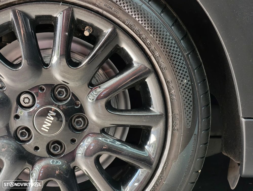 MINI 3 Portas One D - 42