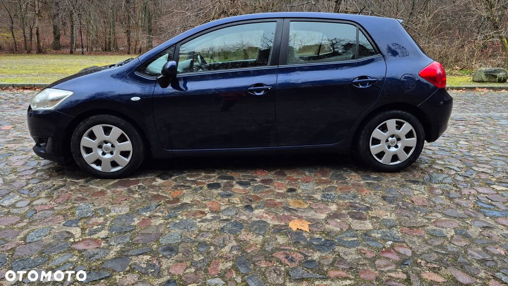 Toyota Auris - 5