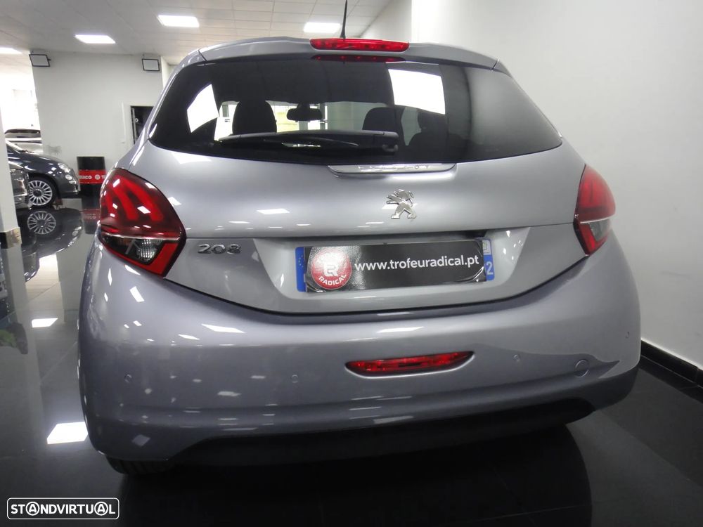 Peugeot 208 PureTech 110 Stop & Start EAT6 Tech Edition - 7