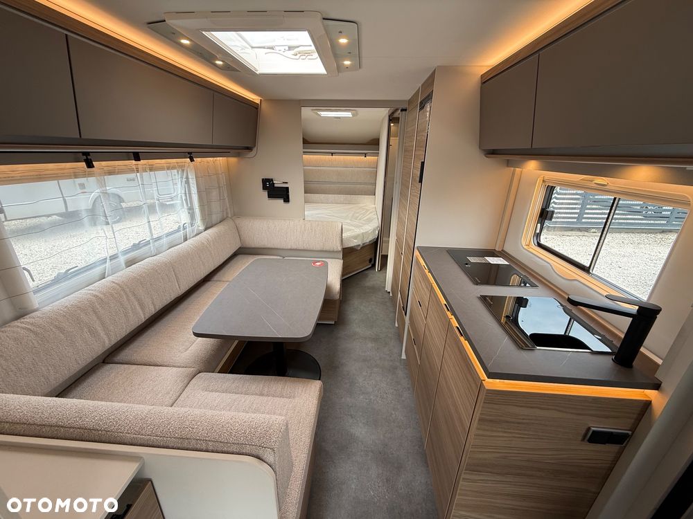 Dethleffs Nomad 560 FMK - 11