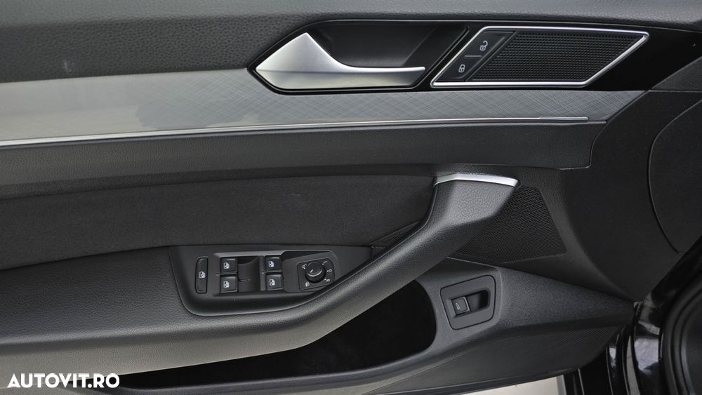 Volkswagen Passat 2.0 TDI DSG Comfortline - 11