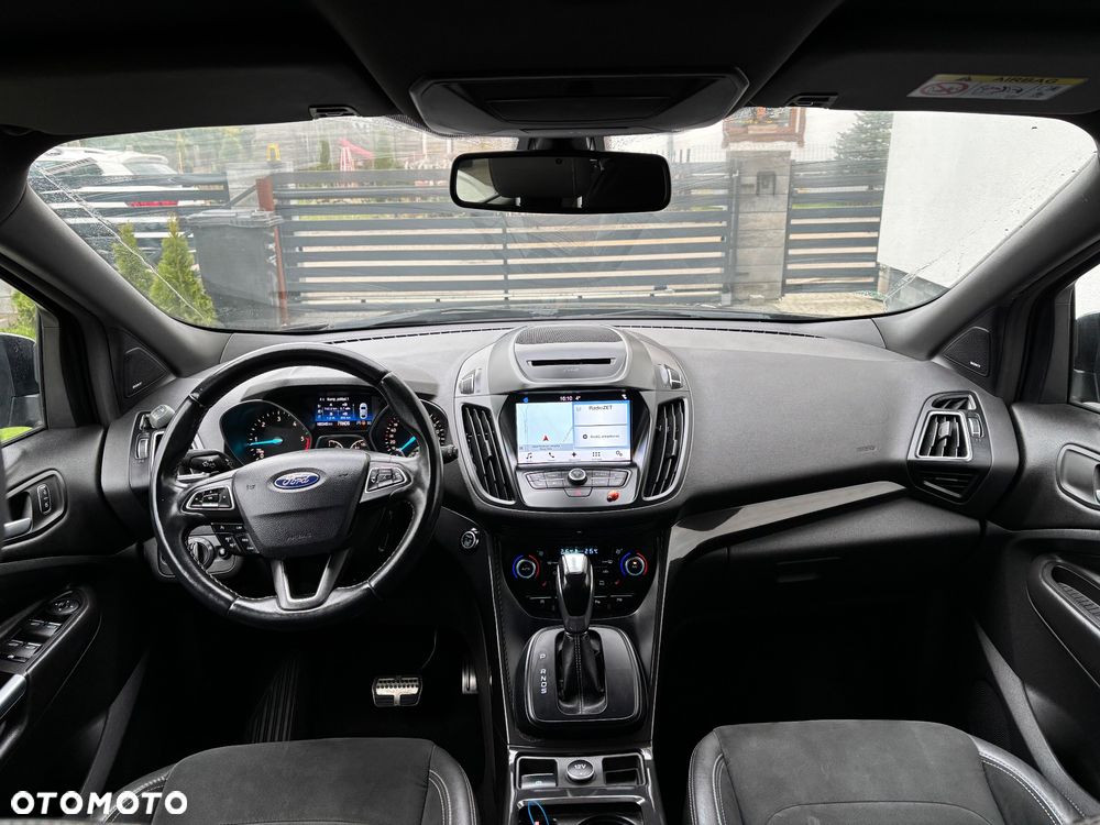 Ford Kuga 2.0 TDCi 4x4 ST-Line - 34