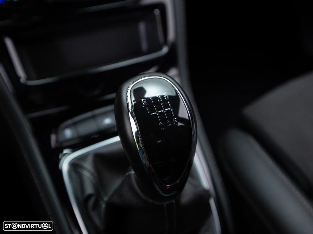 Opel Astra Sports Tourer 1.5 D Ultimate S/S — fotografia 18
