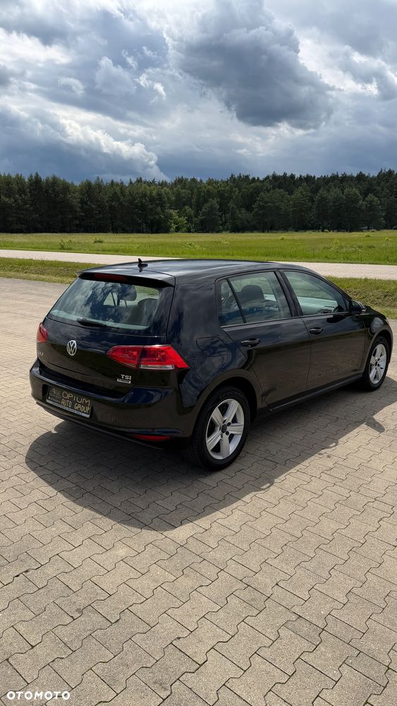 Volkswagen Golf 1.2 TSI BMT Trendline - 4
