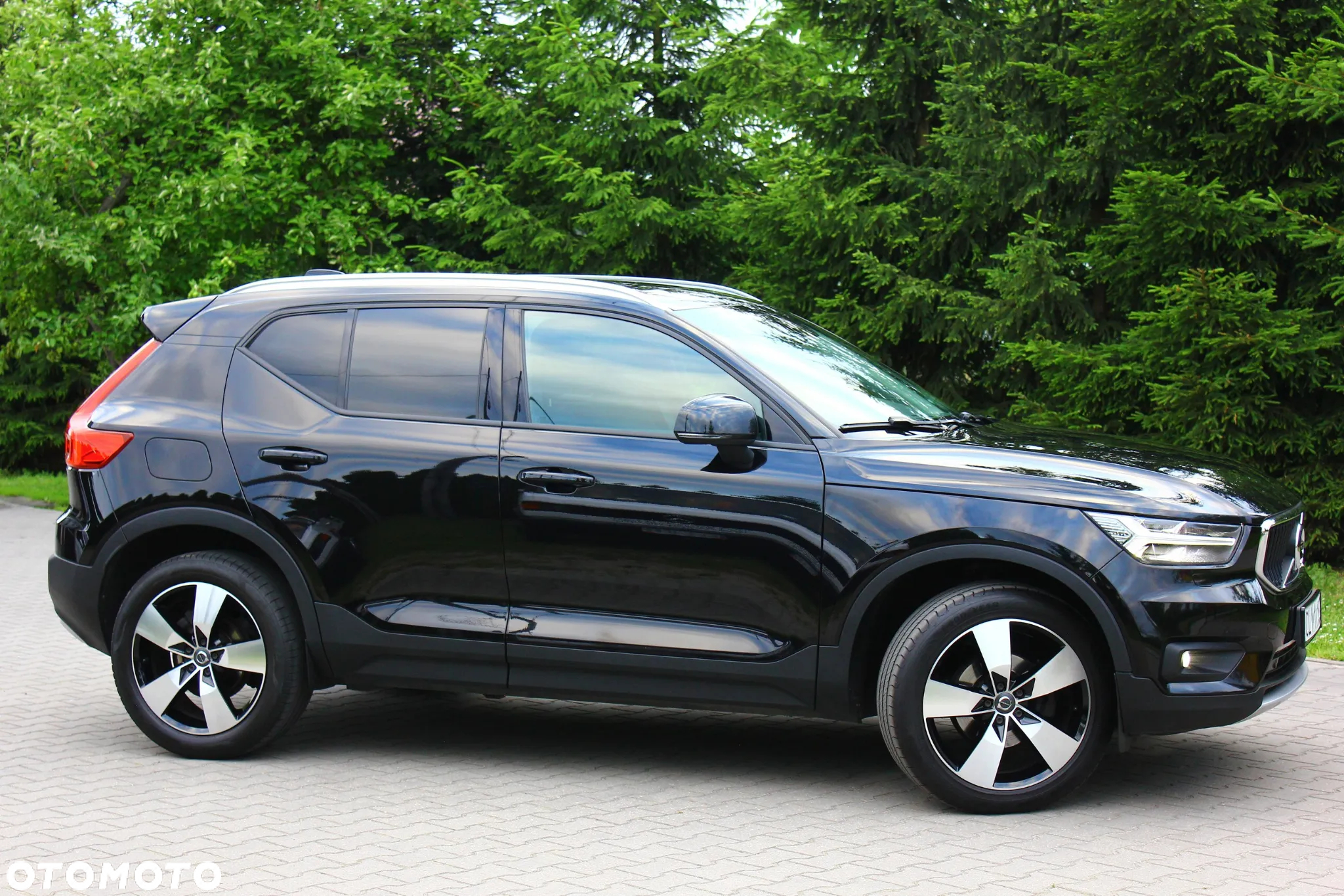 Volvo XC 40 D3 Geartronic Momentum Pro - 3