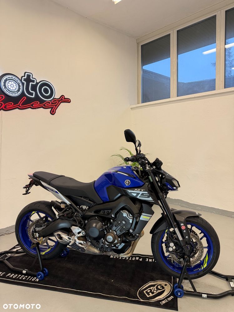 Yamaha MT - 5