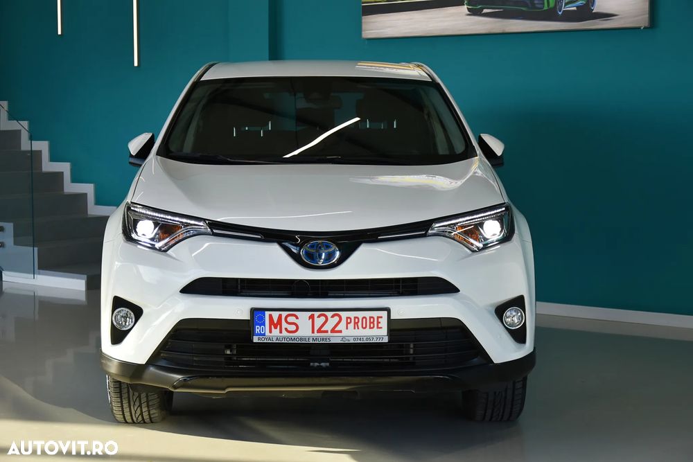 Toyota RAV4 2.5 4x4 Hybrid Executive - 11