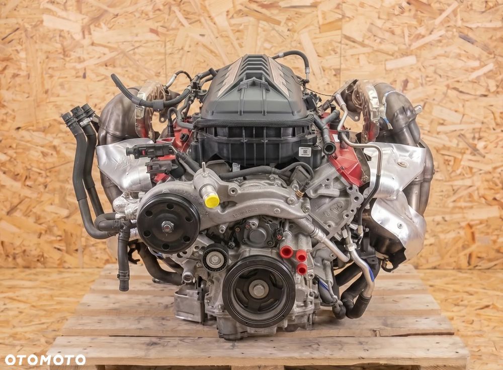 SILNIK KOMPLETNY CHEVROLET CORVETTE C8 STINGRAY 6.2 V8 2023r - LT2