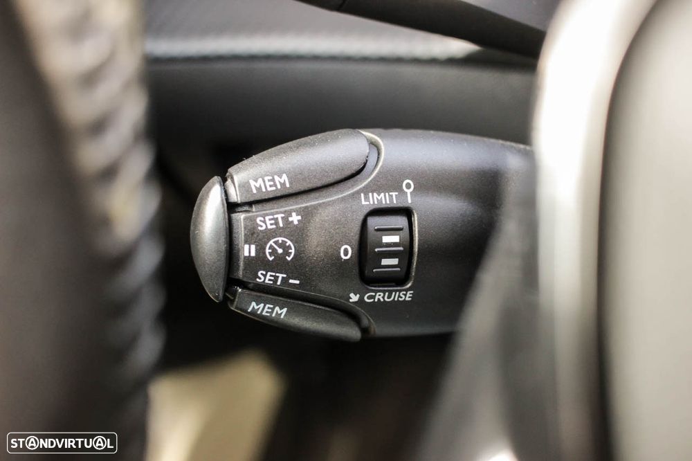 Peugeot e-208 50 kWh Active Pack - 21