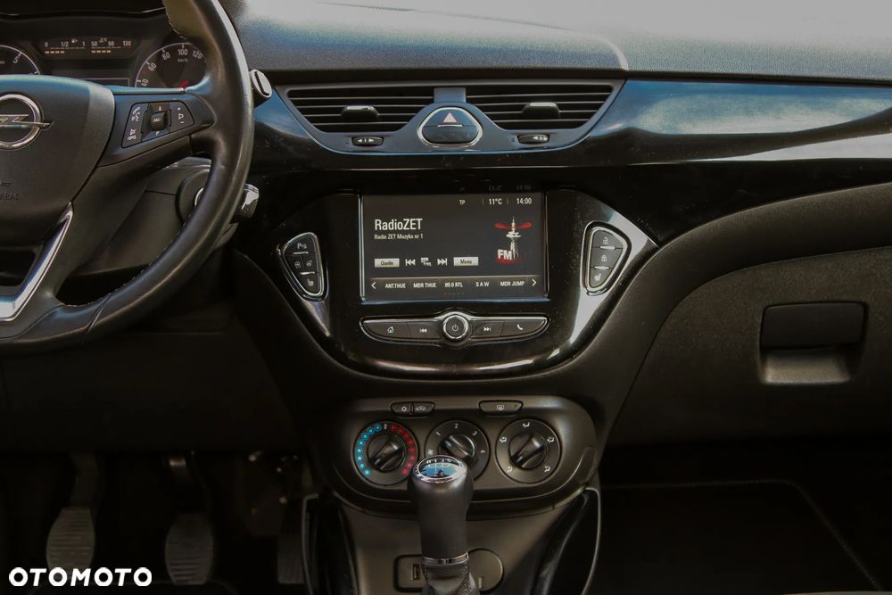 Opel Corsa 1.4 16V Cosmo - 37