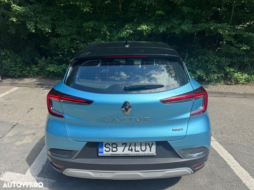 Renault Captur PHEV 160 Engineered - 4