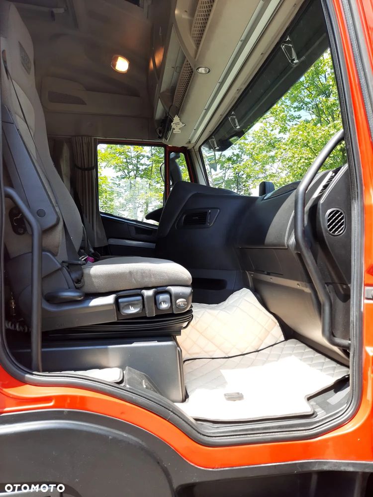 Iveco Hi-Way 460 - 6