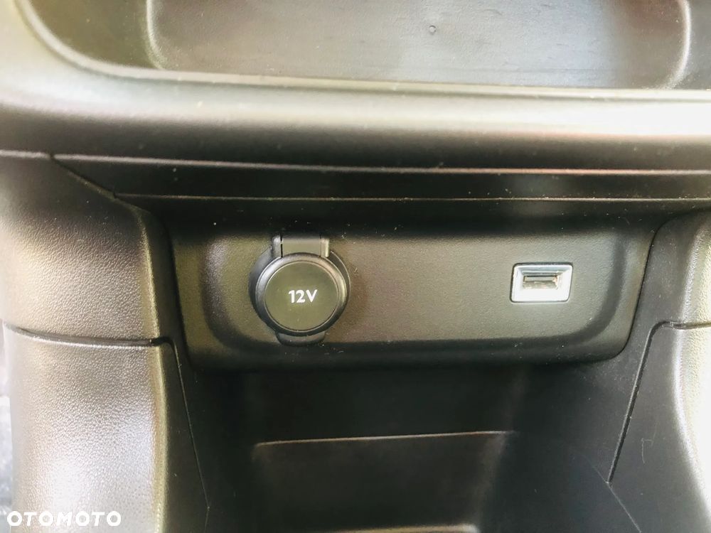 Citroën C3 1.2 PureTech C-Series - 17