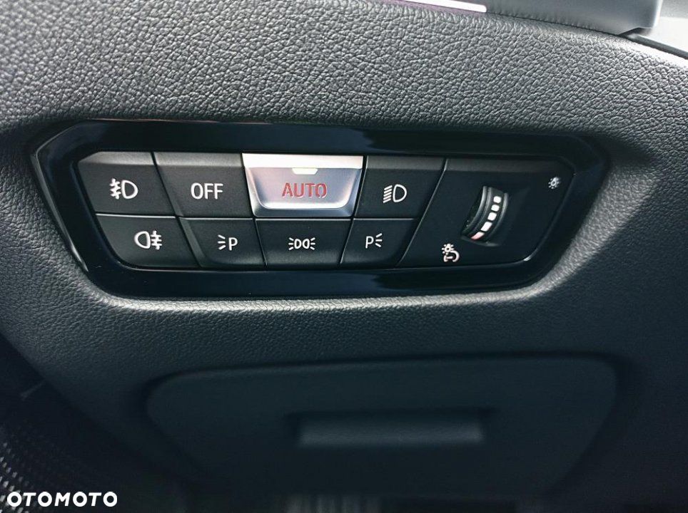 BMW Seria 3 - 22