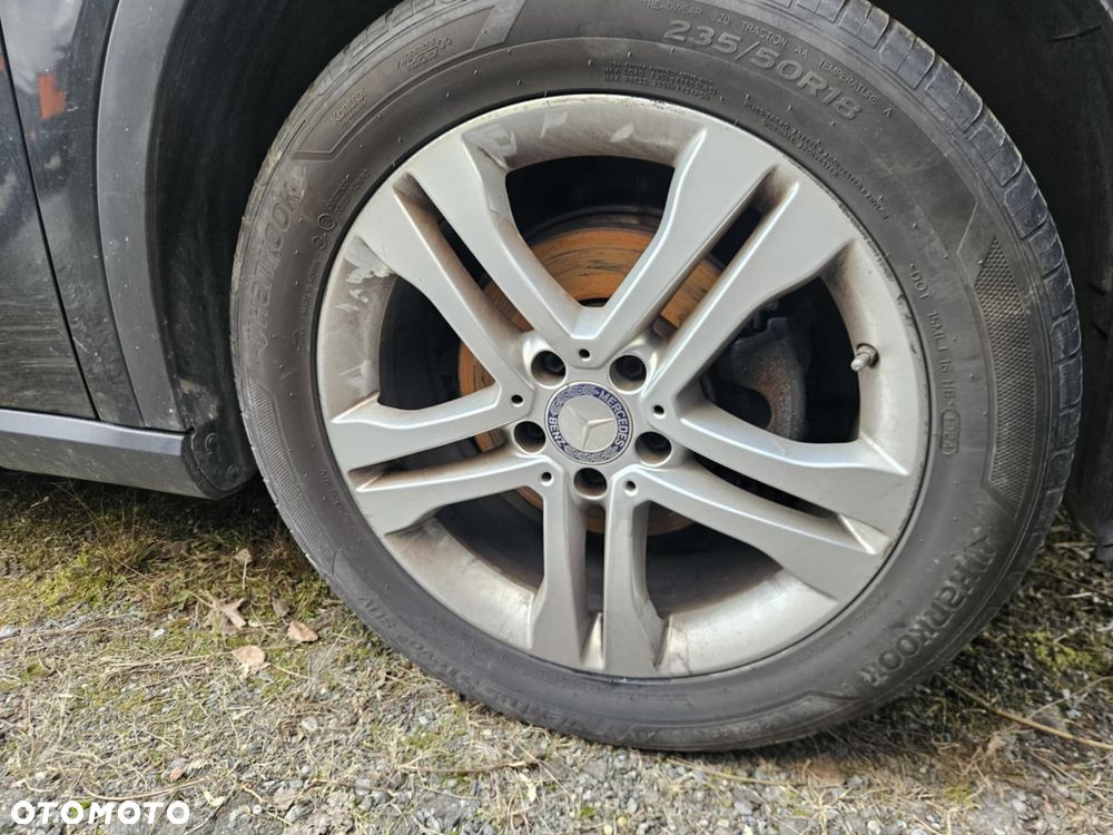 Mercedes-Benz GLA 220 CDI 4Matic 7G-DCT AMG Line - 11