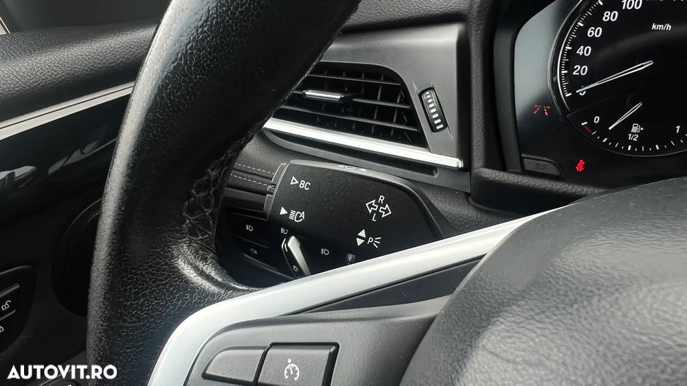 BMW Seria 2 216i - 17