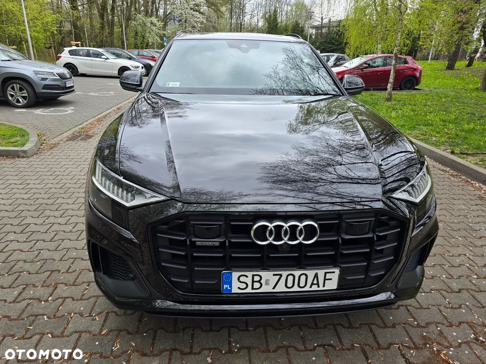 Audi Q8 - 2