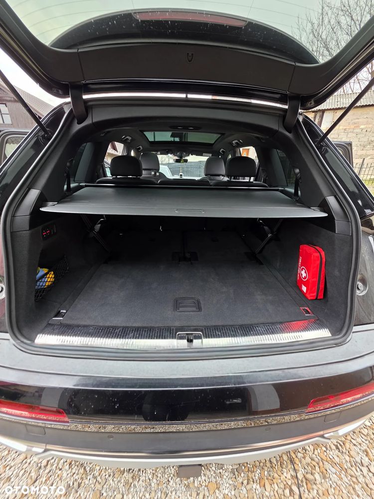 Audi Q7 55 TFSI quattro tiptronic - 34
