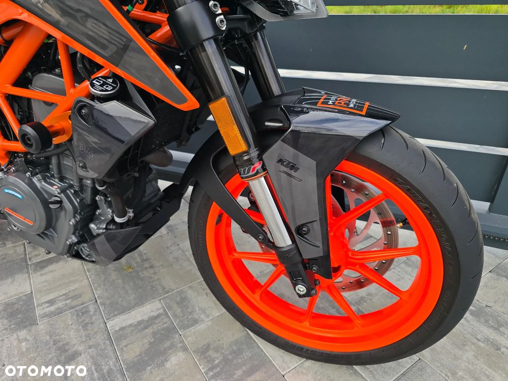 KTM Duke 390 - 13