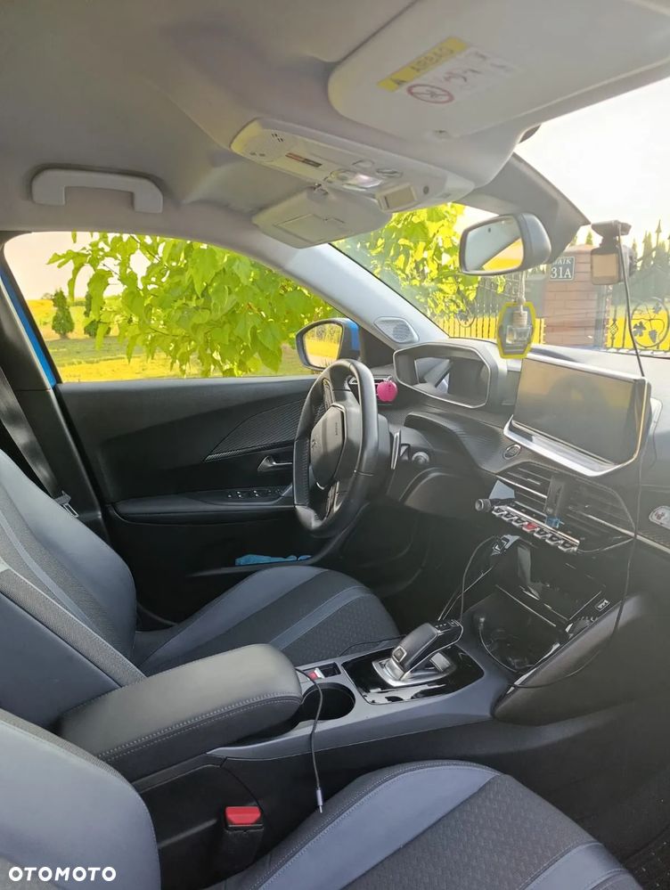 Peugeot 2008 1.2 PureTech Allure S&S EAT8 - 8