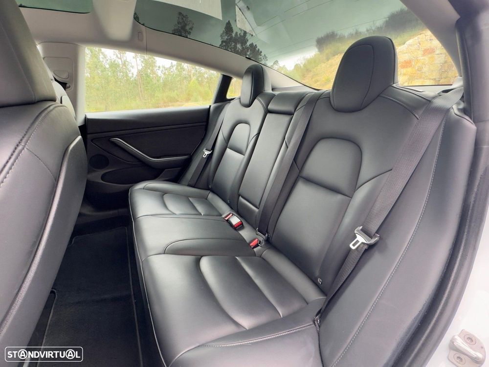 Tesla Model 3 Standard Range Plus RWD - 44