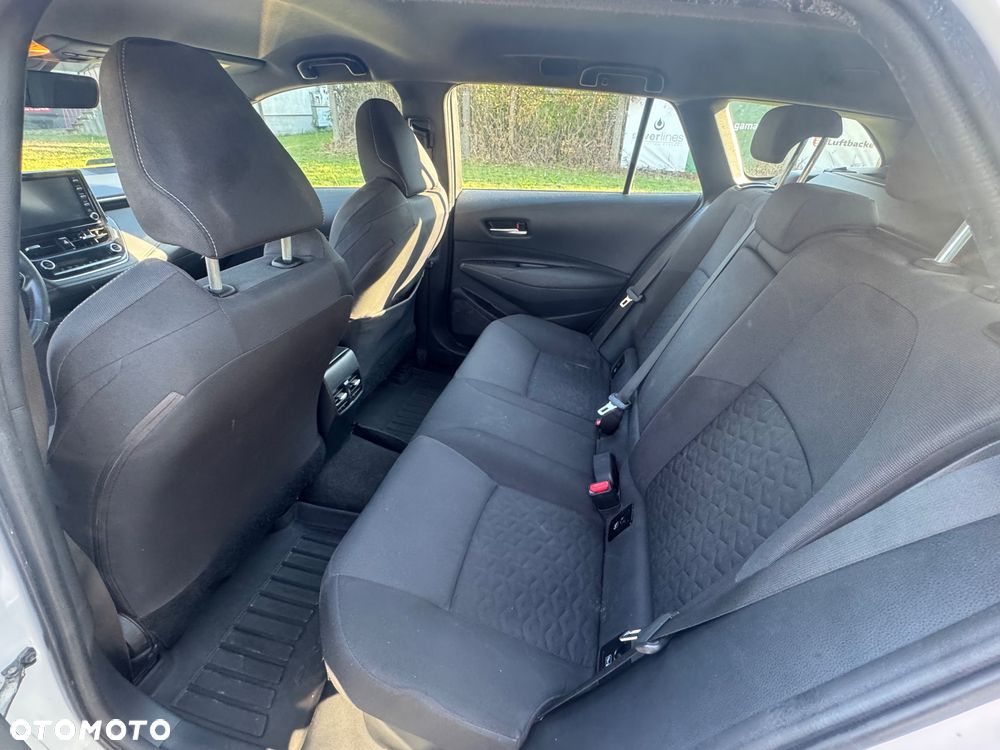 Toyota Corolla - 11