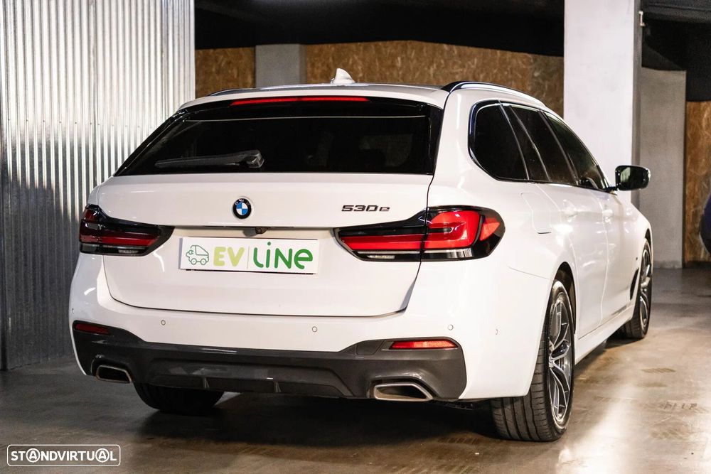 BMW 530 e Pack Desportivo M - 10