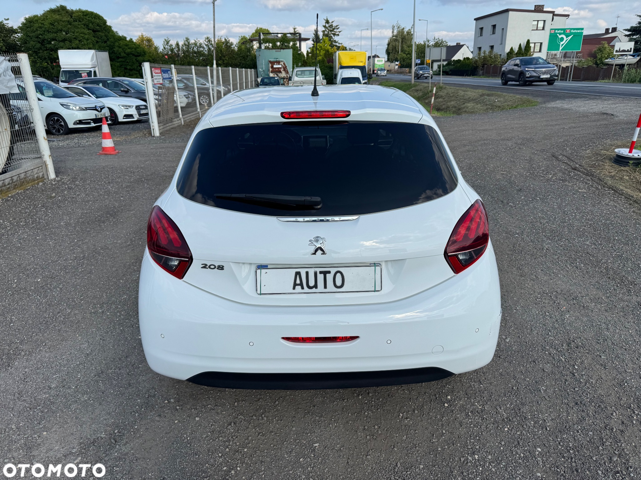 Peugeot 208 1.6 BlueHDi Active - 5