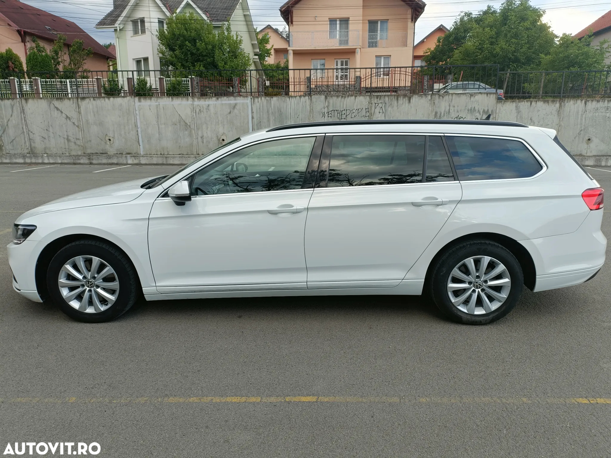 Volkswagen Passat Variant 2.0 TDI SCR DSG Business - 6