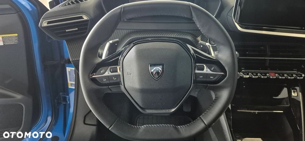 Peugeot 2008 PureTech 130 Allure S&S EAT8 - 14