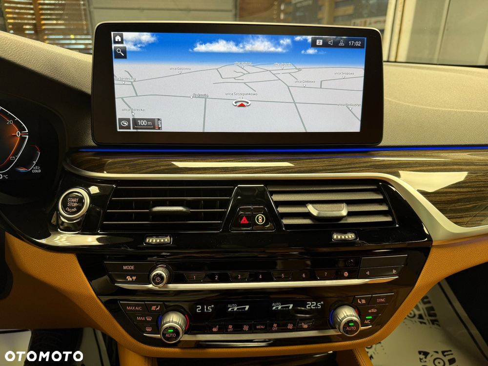 BMW Seria 5 520d M Sport sport - 12