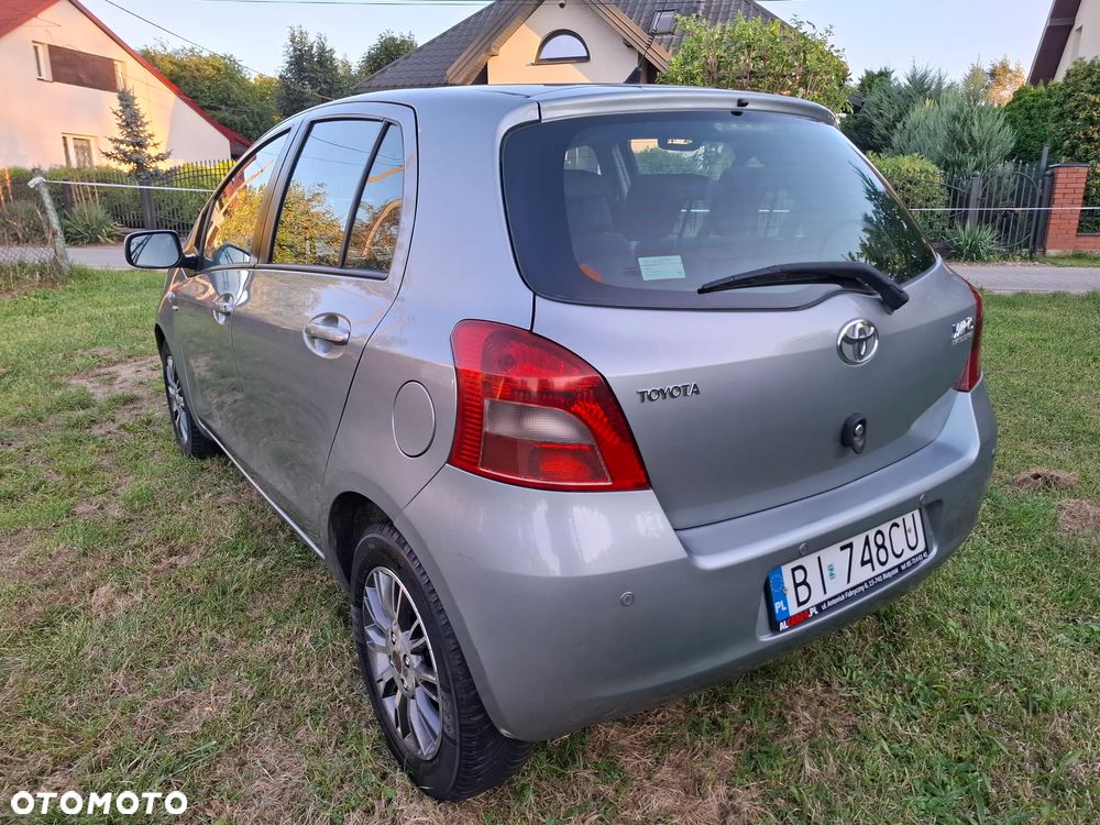 Toyota Yaris 1.4 D-4D Sol - 3