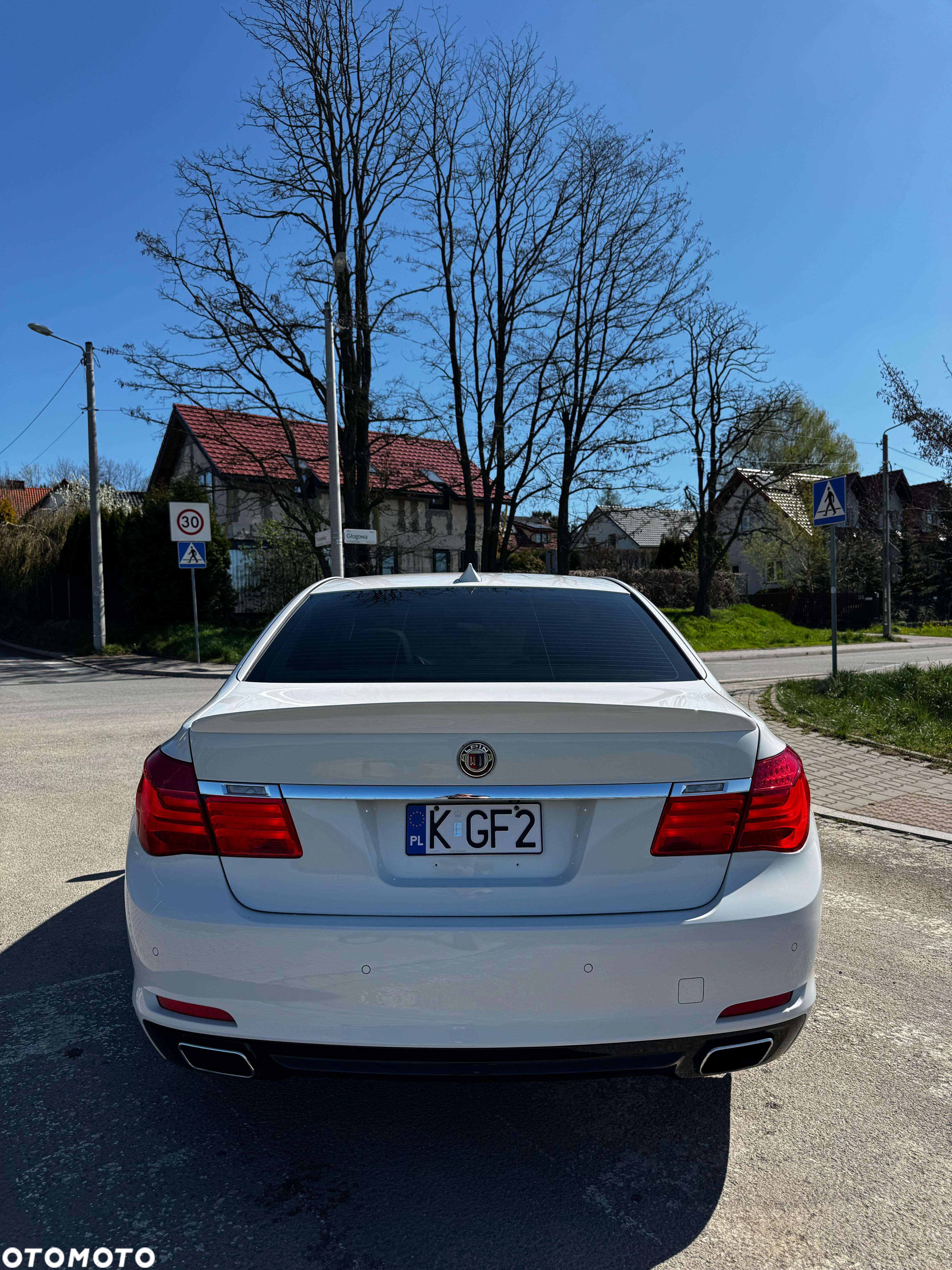 BMW Seria 7 740i - 37