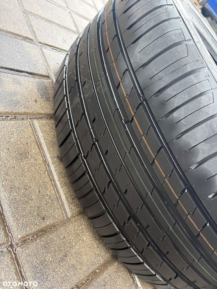 Komplet 4 opon letnich 295/40 ZR21 - 10