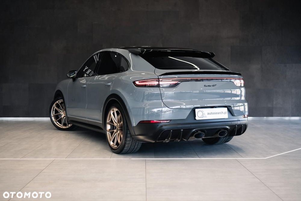 Porsche Cayenne Turbo GT - 7