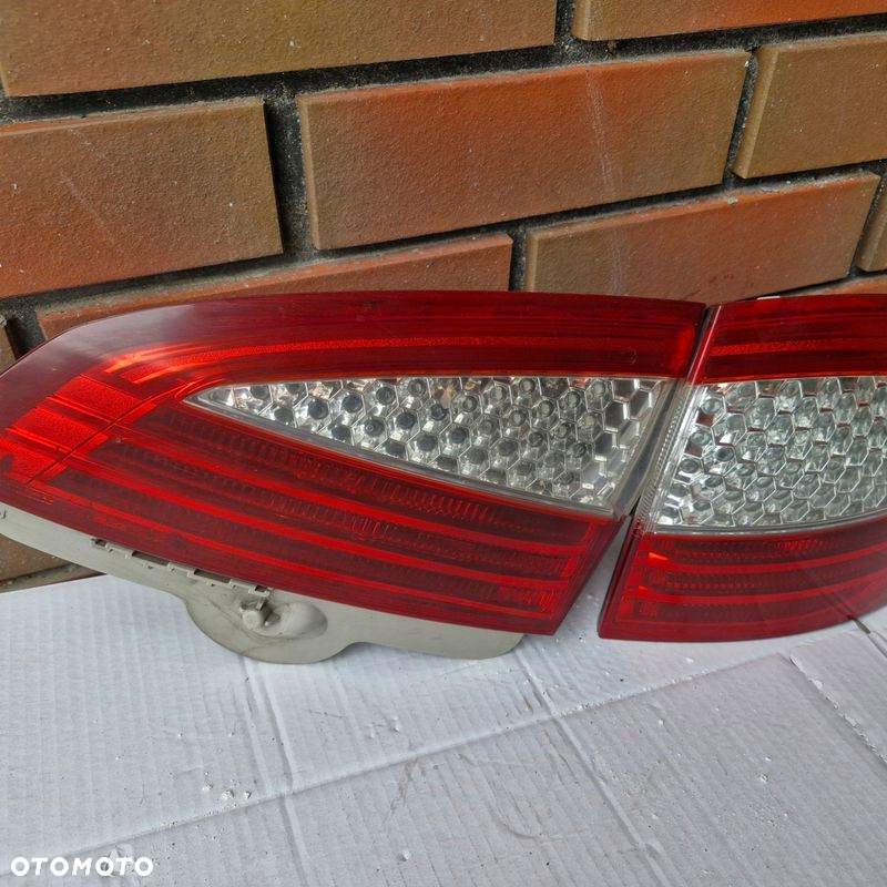 LAMPA PRAWY TYŁ TYLNA FORD MONDEO MK4 KOMBI (07-10) 7S71-13404-B EUROPA - 4