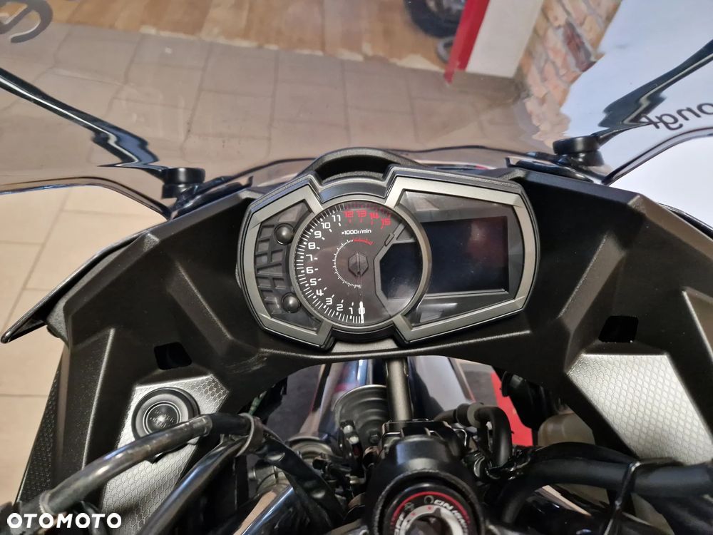 Kawasaki Ninja 400 - 26