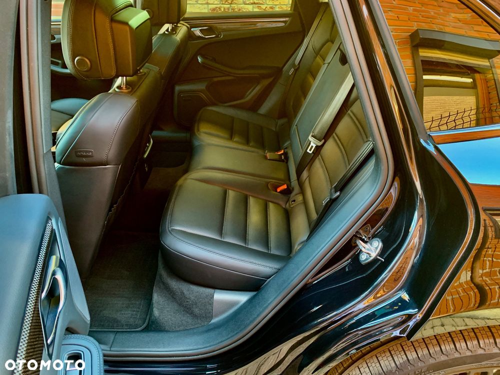 Porsche Macan GTS PDK - 26