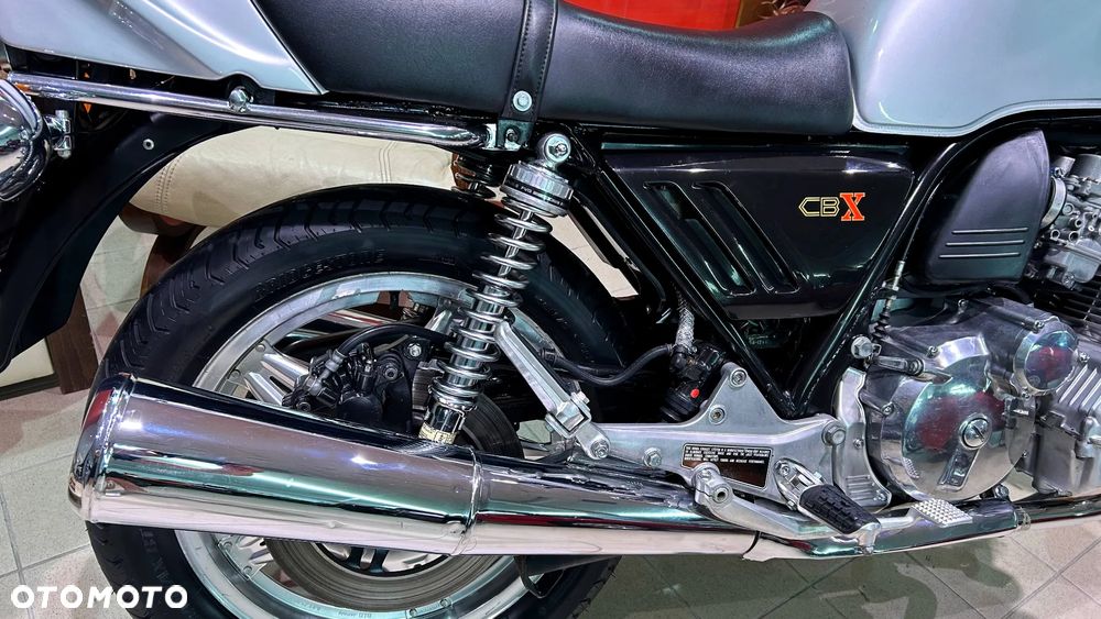 Honda CBX - 4