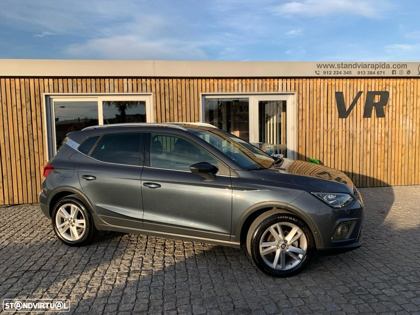 SEAT Arona 1.0 TSI FR - 24