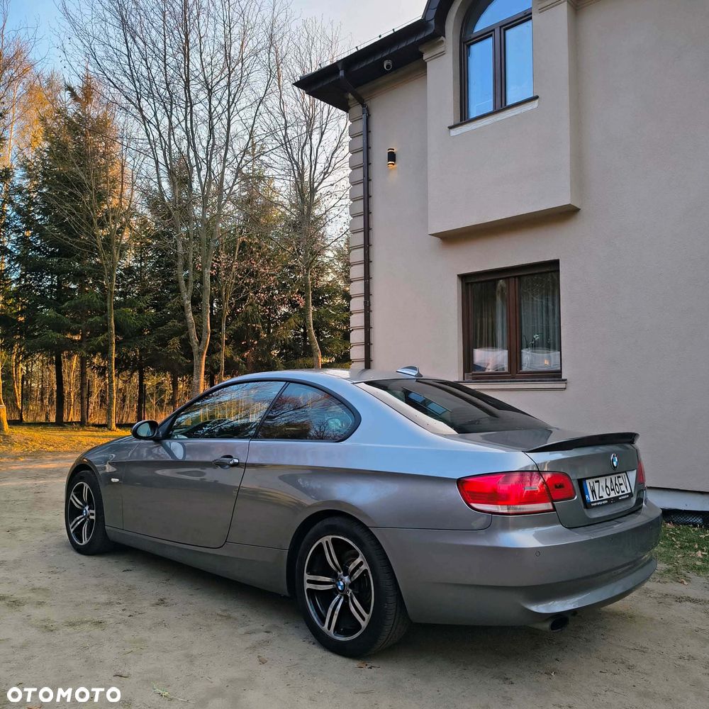 BMW Seria 3 320d - 3