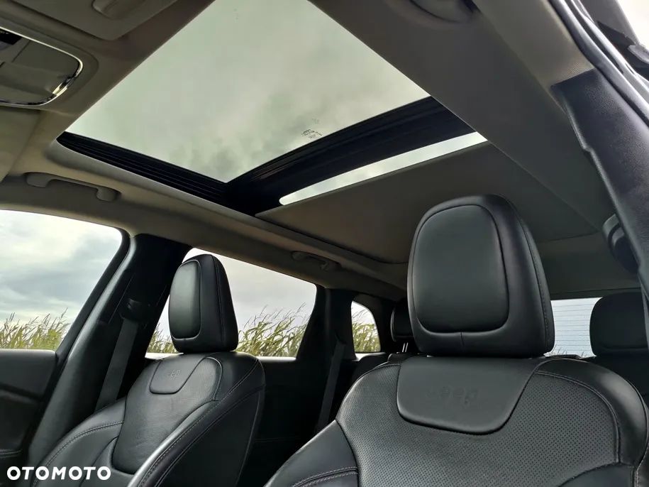 Jeep Cherokee 3.2 V6 Active Drive I Limited - 22