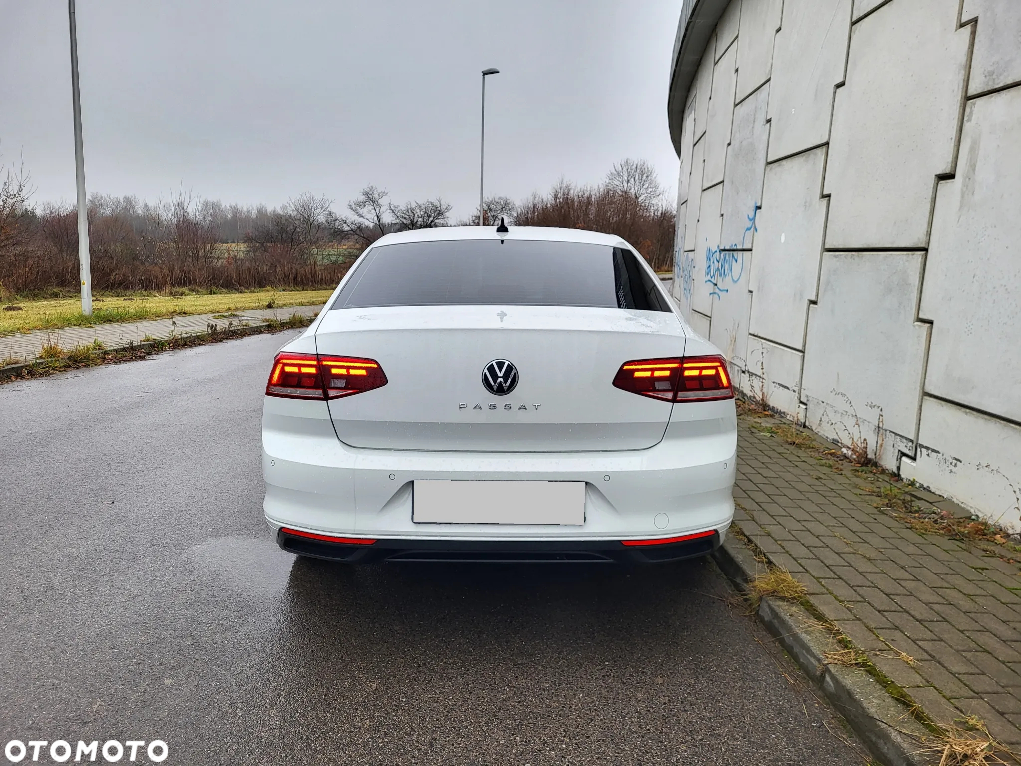 Volkswagen Passat - 5