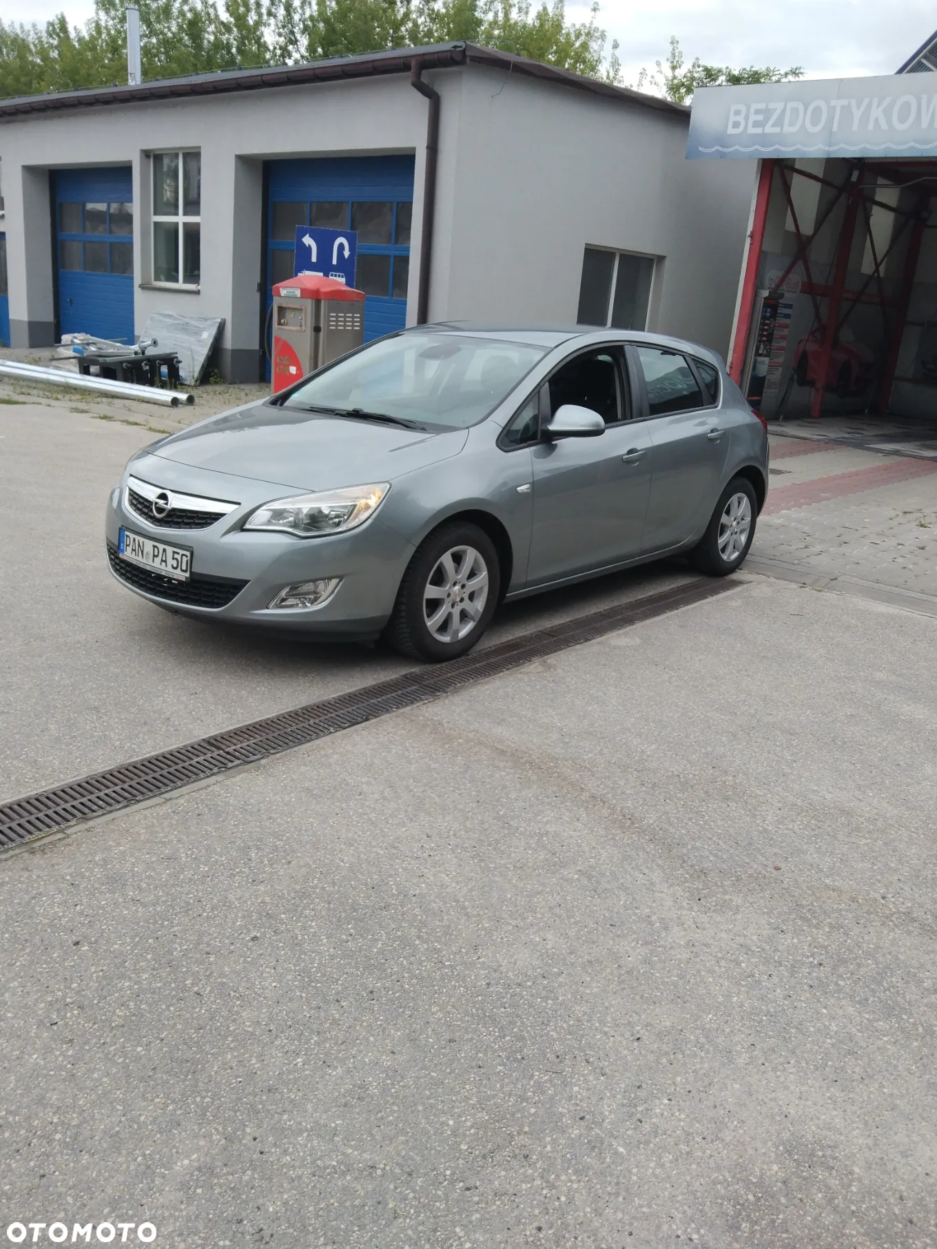 Opel Astra 1.6 Cosmo - 2