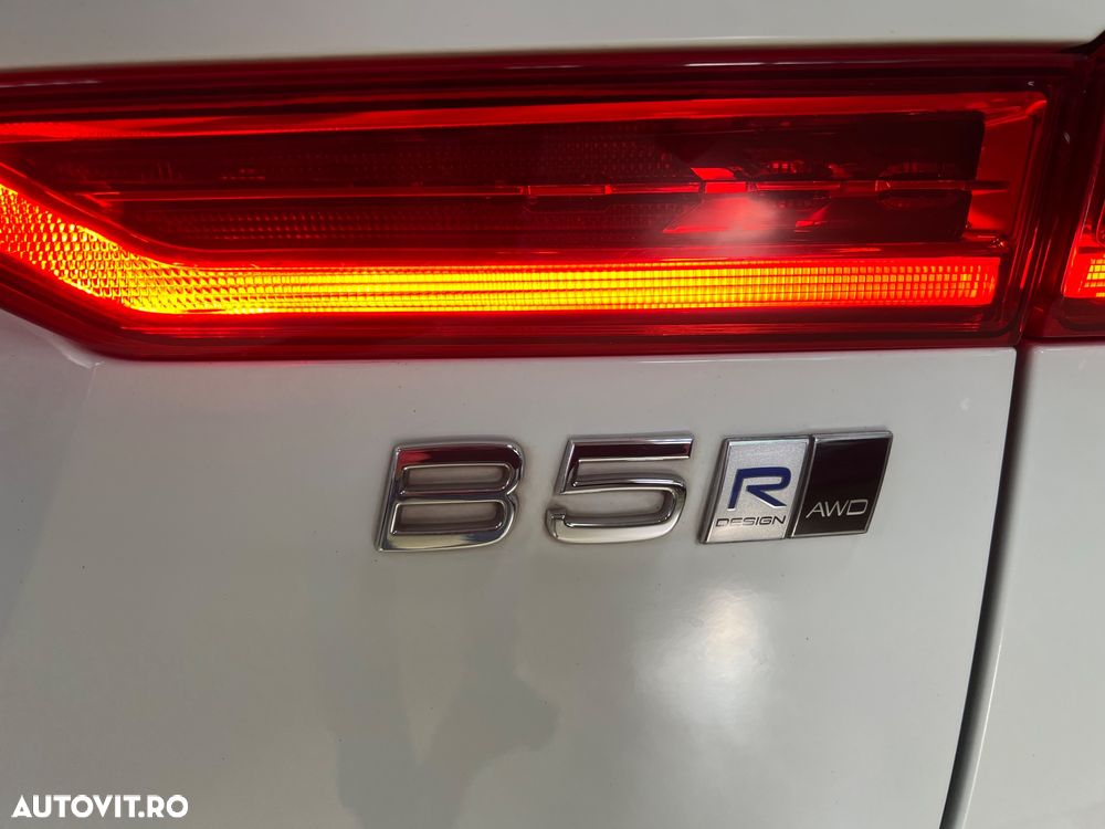 Volvo XC 60 B5 D AWD Geartronic RDesign - 12