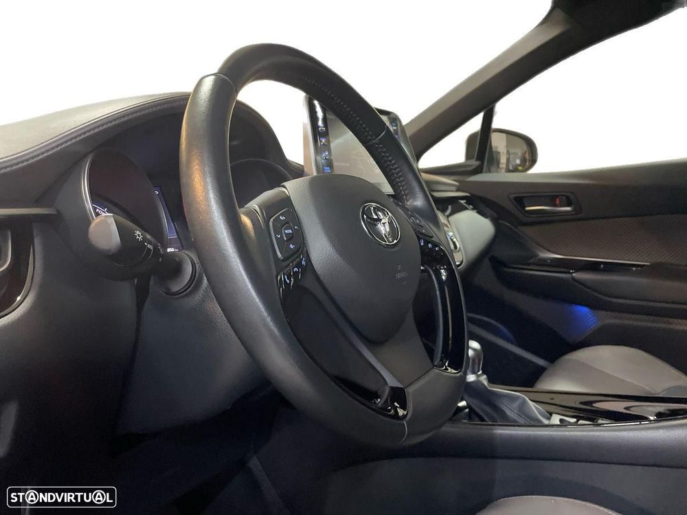 Toyota C-HR 1.8 HSD Exclusive+P.Luxury - 9